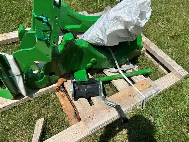Photo de la Galerie 2 pour John Deere 660R chargeur frontal