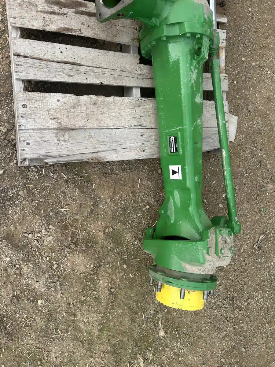 Gallery image 2 for John Deere 4WD WIDE AXLE Attachment