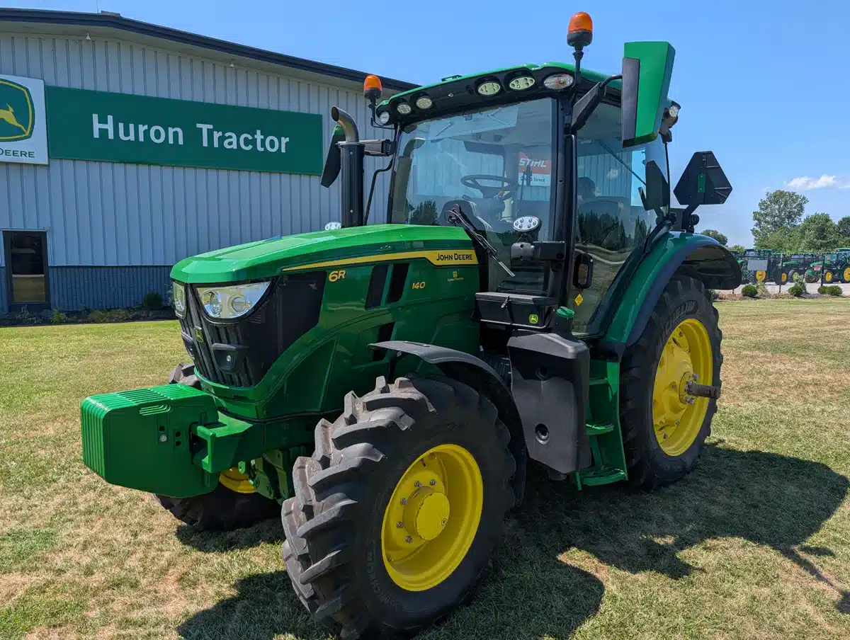 Gallery image 2 for 2025 John Deere 6R 140 Tractor