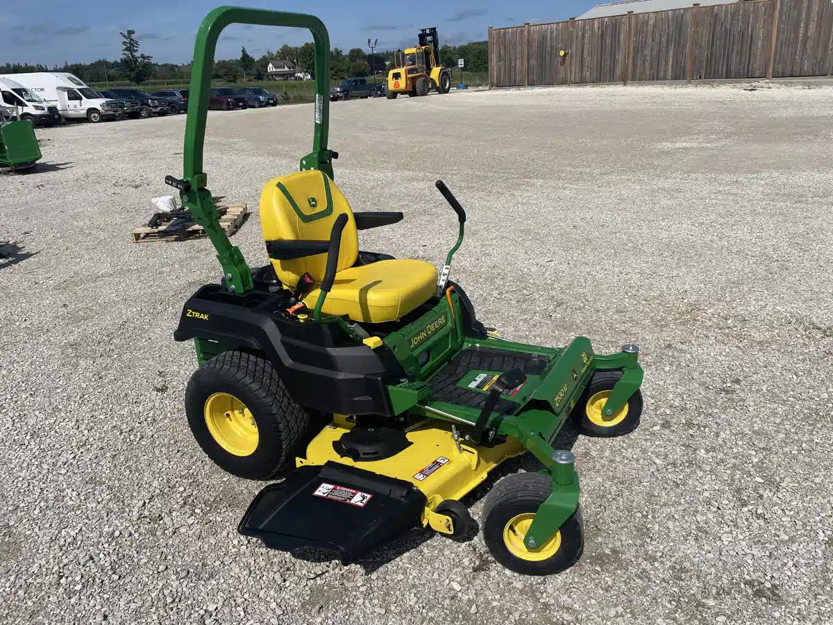Gallery image 2 for 2022 John Deere Z530M Mower - Zero Turn