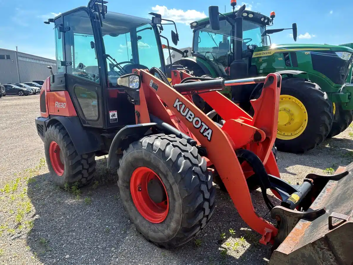 Gallery image 2 for 2015 Kubota R630 Wheel Loader