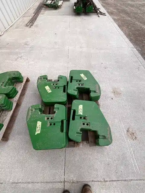 Gallery image 1 for John Deere 36 FRONT SUITCASE WEIGHTS Parts New-Used