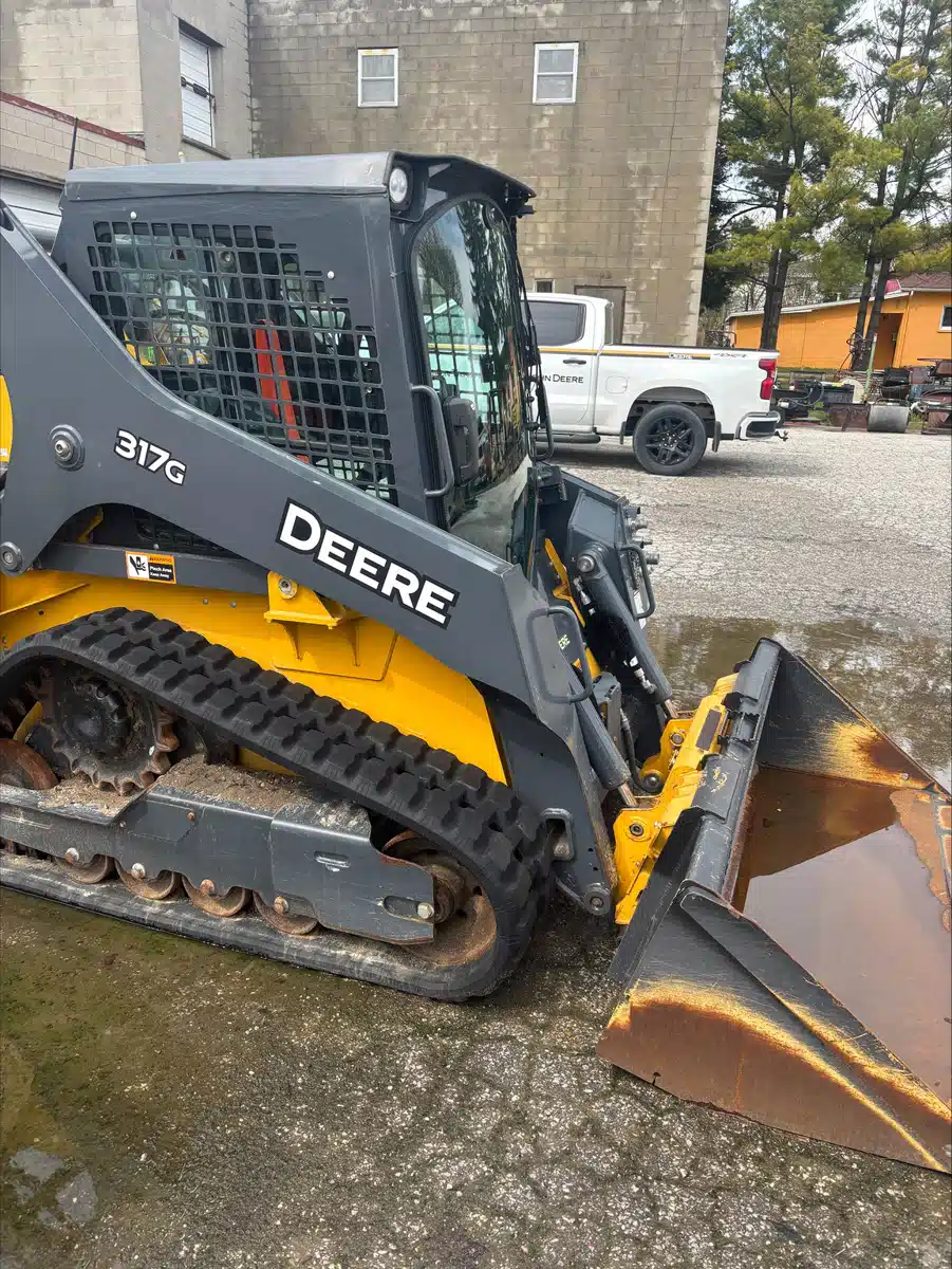 Gallery image 1 for 2021 John Deere 317G Track Loader