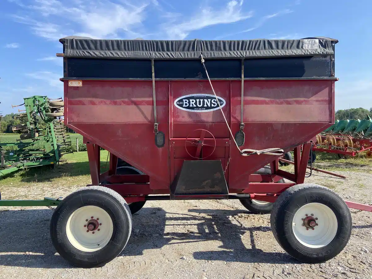 Gallery image 1 for Bruns Manufacturing 385BU CAP Gravity Box