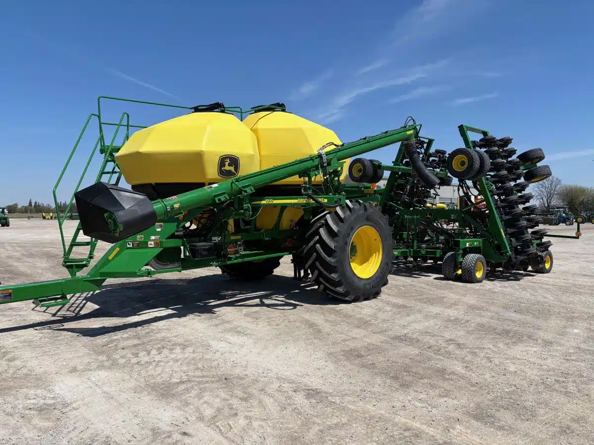 Gallery image 1 for 2025 John Deere N540 Air Drill