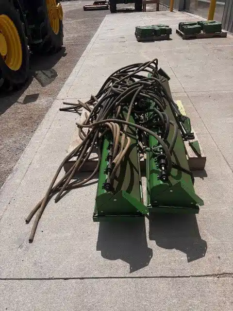 Photo de la Galerie 2 pour John Deere GRASS SEED ATTACHMENT Semoir