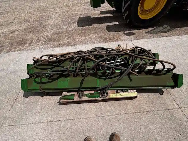 Photo de la Galerie 1 pour John Deere GRASS SEED ATTACHMENT Semoir