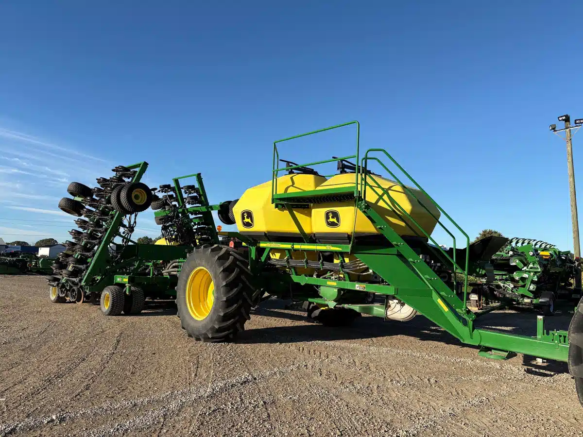 Photo de la Galerie 1 pour 2021 John Deere 1890 Semoir à air