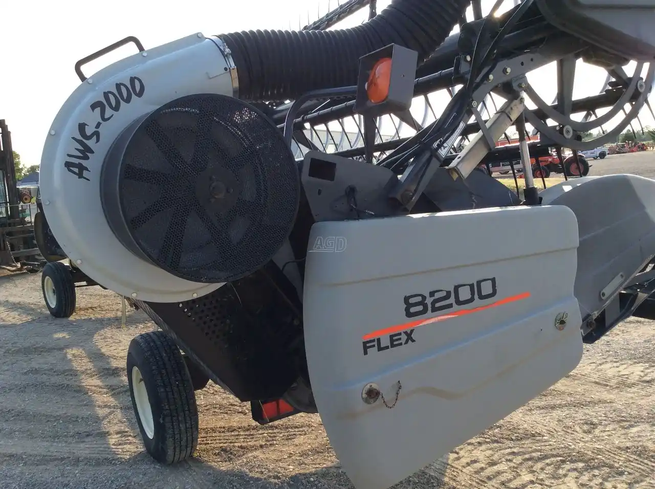 Gallery image 2 for 2007 Gleaner 8200 Header - Flex