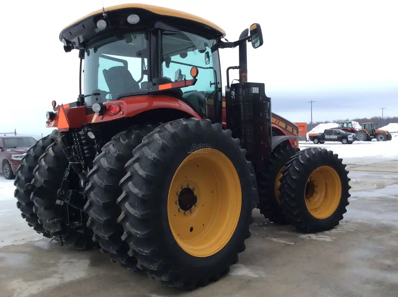 Gallery image 2 for Used 2018 Versatile 315 Tractor