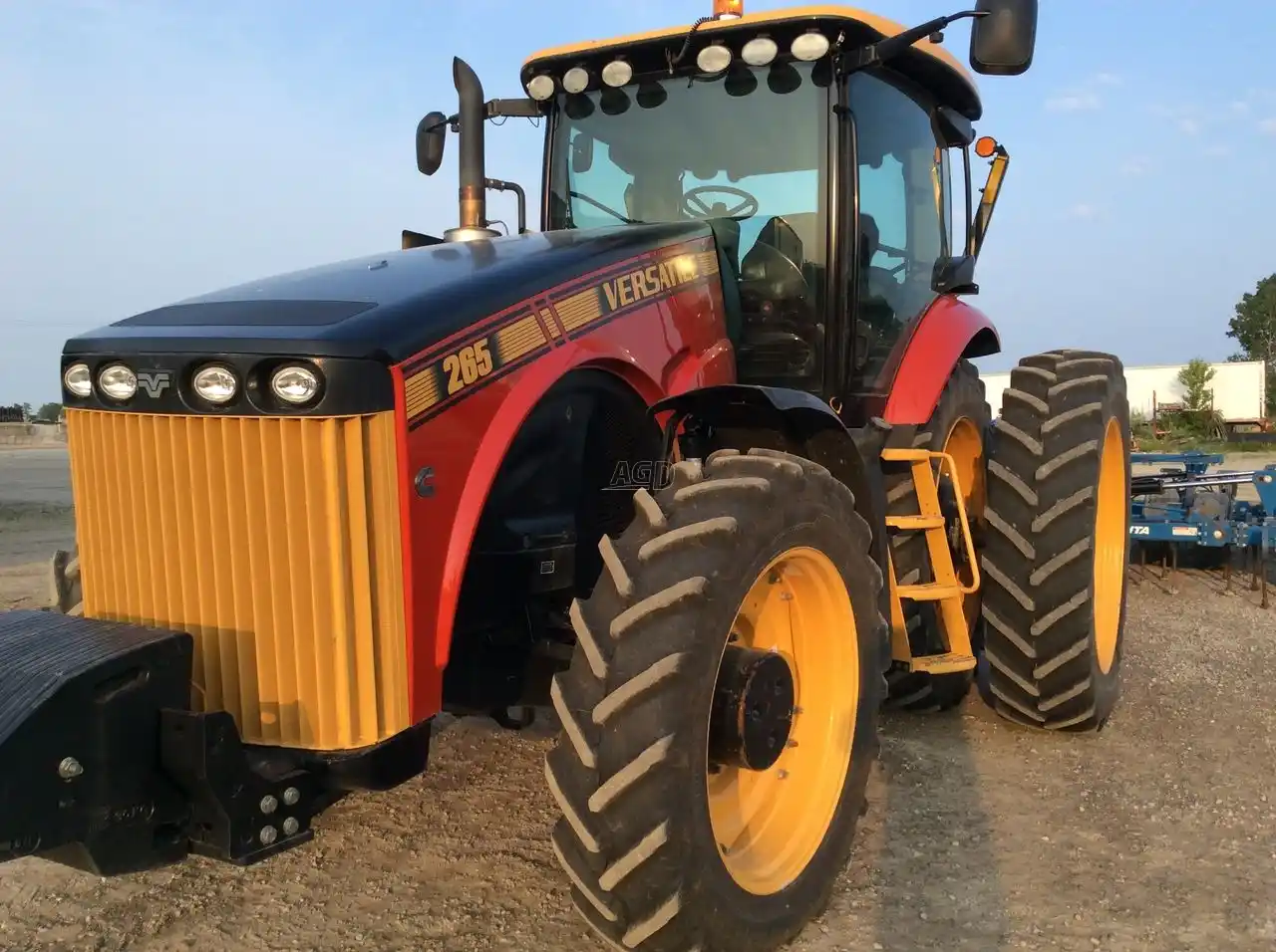 Gallery image 2 for Used 2018 Versatile 265 Tractor