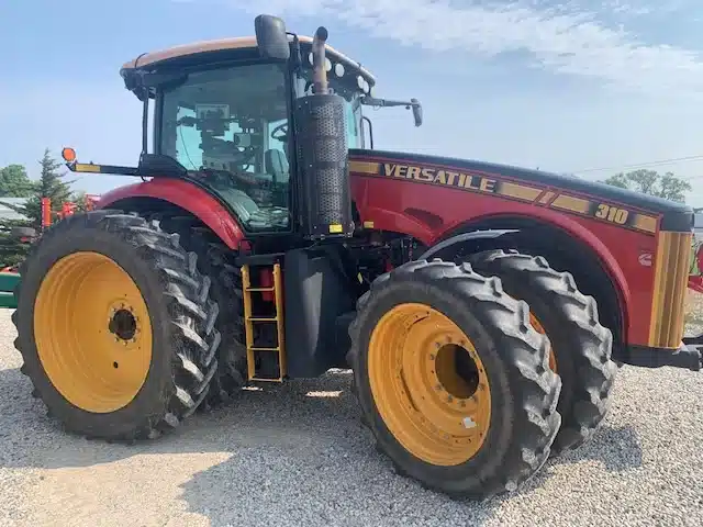 Gallery image 1 for Used 2017 Versatile 310 Tractor