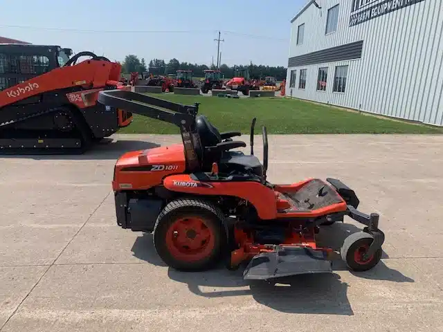 Gallery image 2 for Used 2017 Kubota ZD1011 Mower - Zero Turn