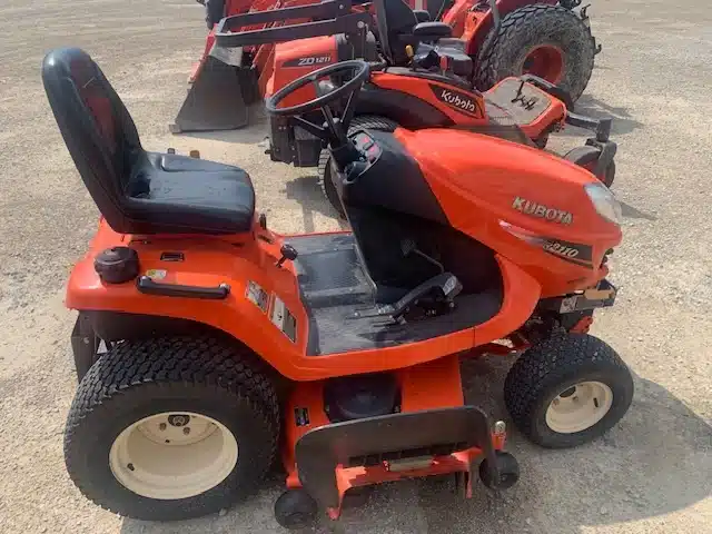 Gallery image 1 for Used 2007 Kubota GR2110 Lawn Tractor