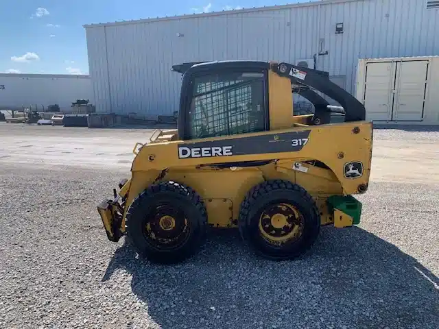 Gallery image 2 for Used 2006 John Deere 317G Skid Steer