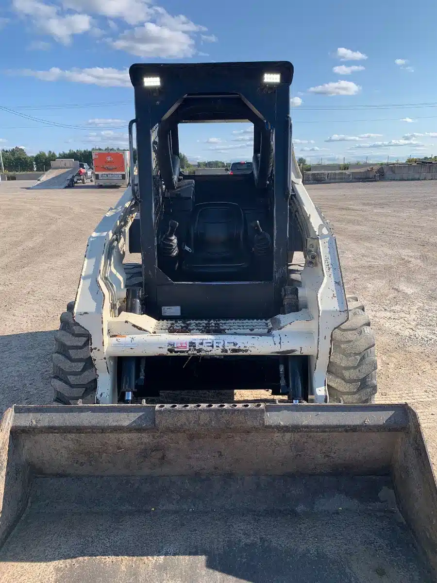 Gallery image 2 for Used 2011 Terex TSV-50 Skid Steer