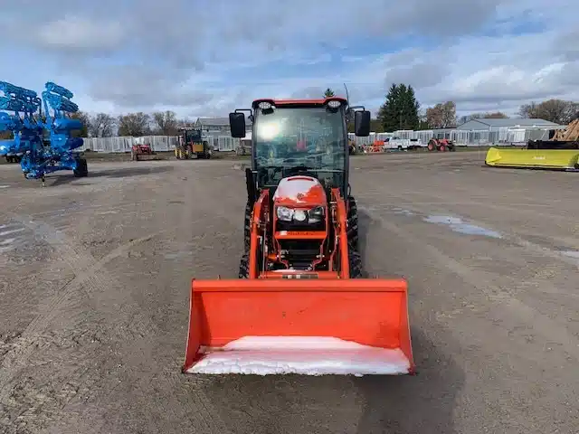 Gallery image 2 for 2022 Kubota LX3310 Tractor