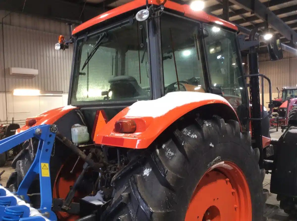 Gallery image 2 for Used 2009 Kubota M126XDTC Tractor