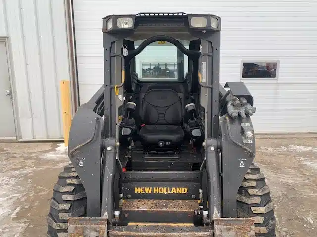 Gallery image 2 for 2017 New Holland L220 Skid Steer