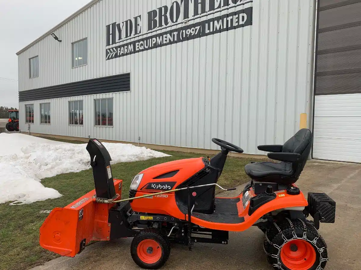 2021 Kubota T2290KWT Lawn Tractor