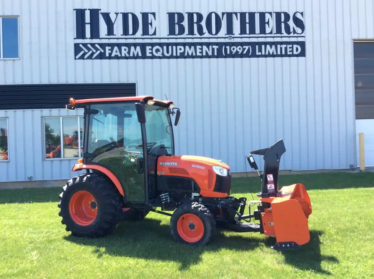 Gallery image 1 for 2017 Kubota B2650HSDC Tractor