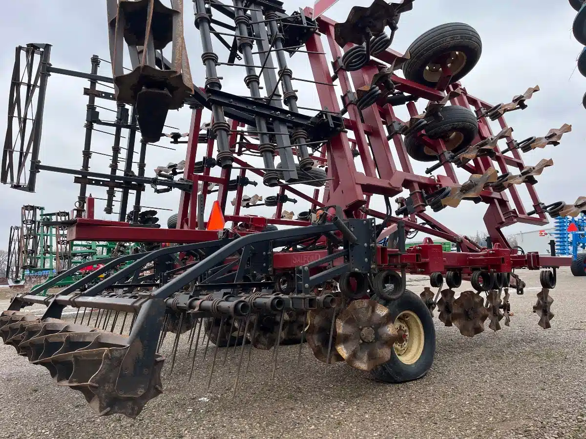 Photo de la Galerie 2 pour 2003 Salford 450 Cultivateur
