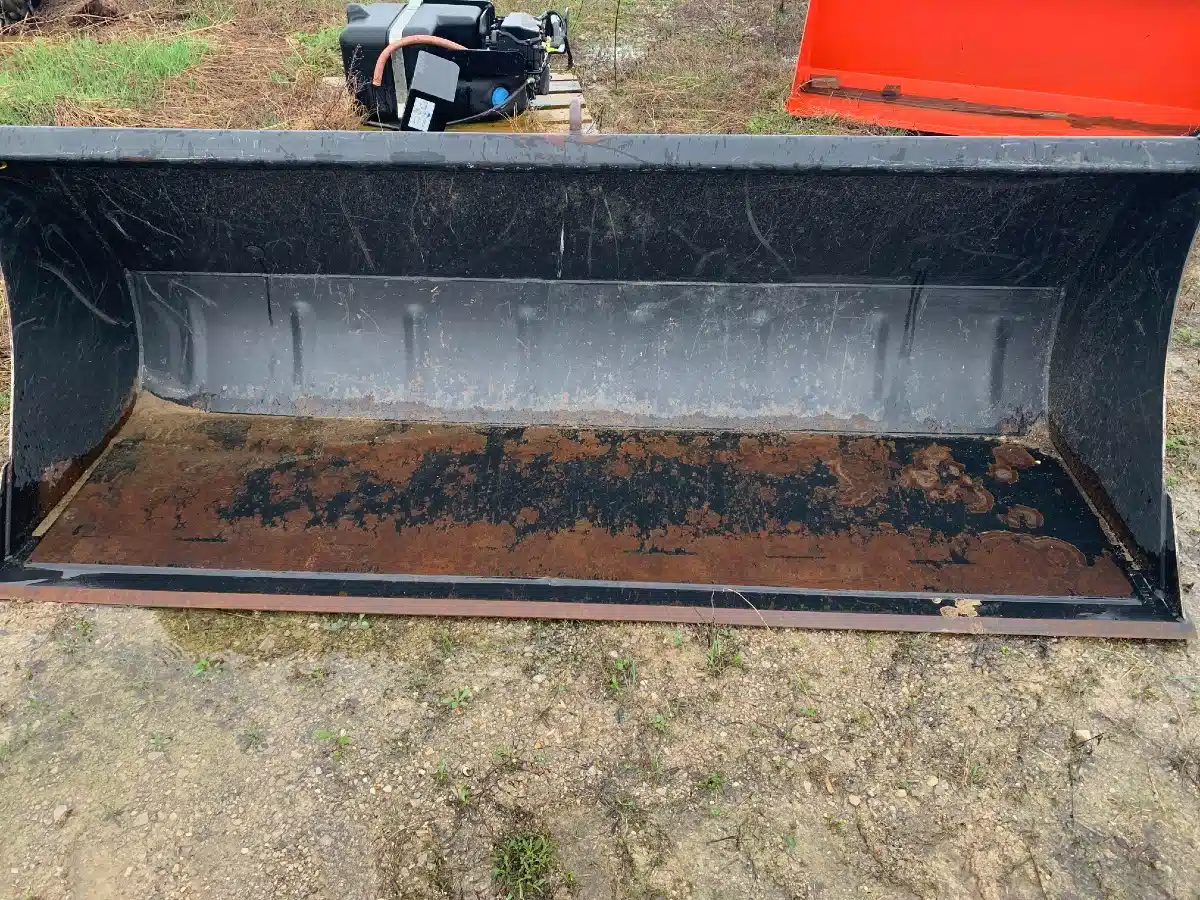 Photo de la Galerie 1 pour Kubota M7202 Godet (bucket)