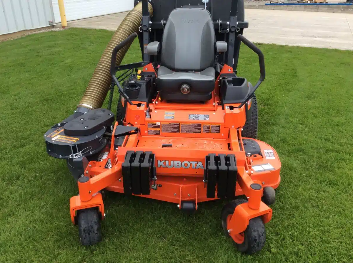 Gallery image 1 for 2019 Kubota Z724XKW Mower - Zero Turn